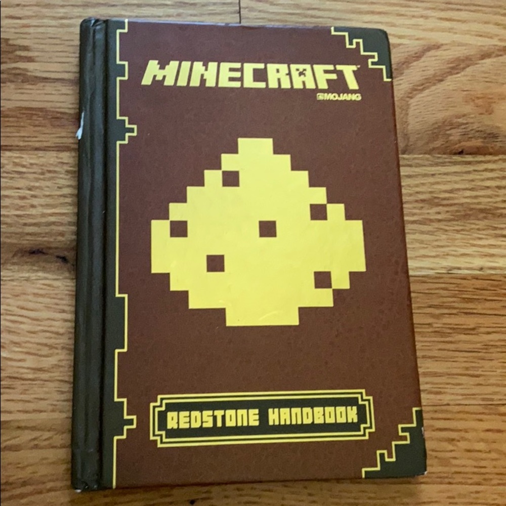 Minecraft Books 📚 - Picture 3 of 5